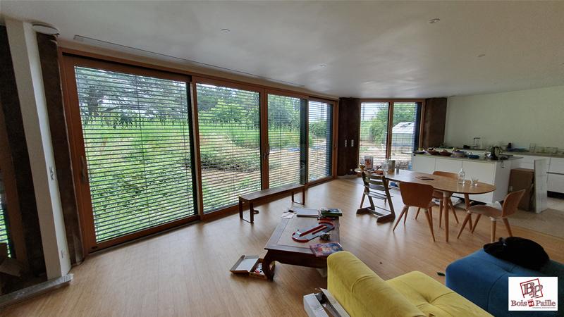 Maison ossature bois isolée en paille à Poitiers (86)